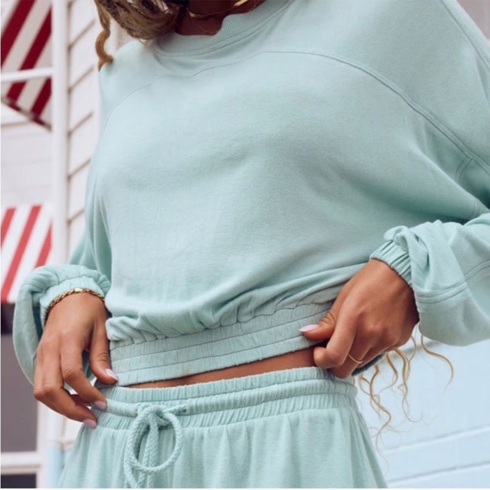 L*space Day Tripper Pullover